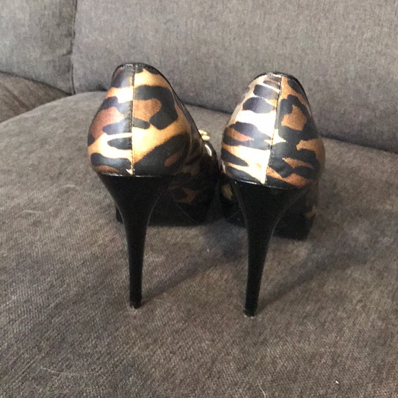 Guess Goverton metallic leopard high heels - Picture 4 of 4
